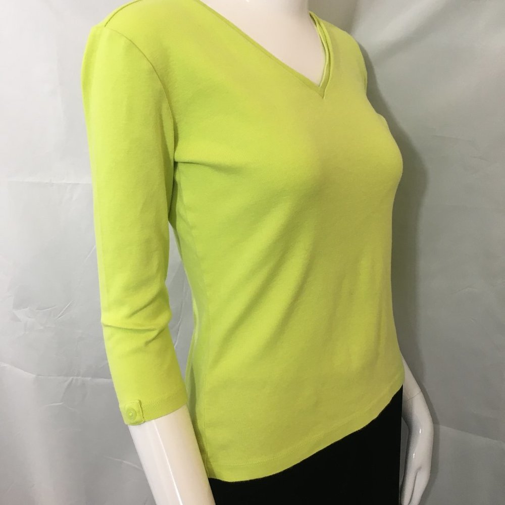 🌺Host Pick 🌺Anne Klein Sport Chartreuse V-Neck Top with 3/4 sleeves - Size PS